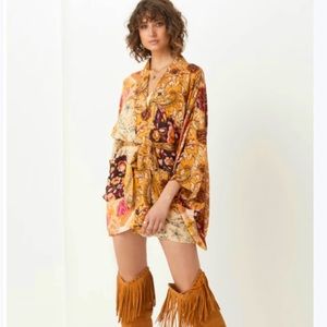 Spell Renew robe in Amber